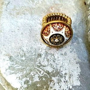 Marlyn Schiff Expandable Cocktail Ring NWOT